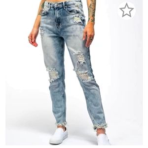NWT Almost Famous Mom  Jean distressed raw hem light wash medium wash size 13 mi